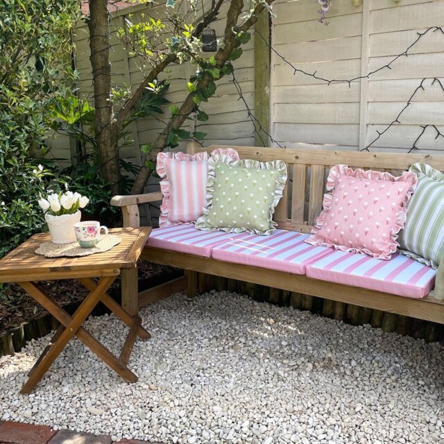 rucomfy Stripe Single Garden Bench Cushion - Pink & White - image 1