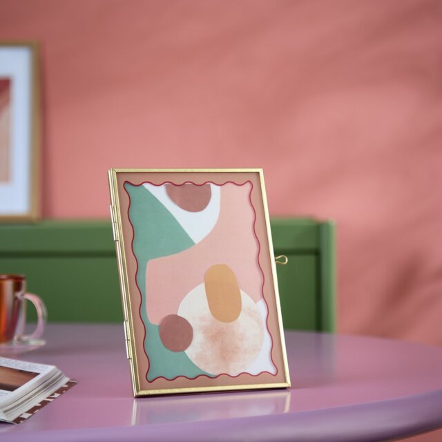 """Habitat Wavy Pink Metal Picture Frame - 5x7""""""" - image 1