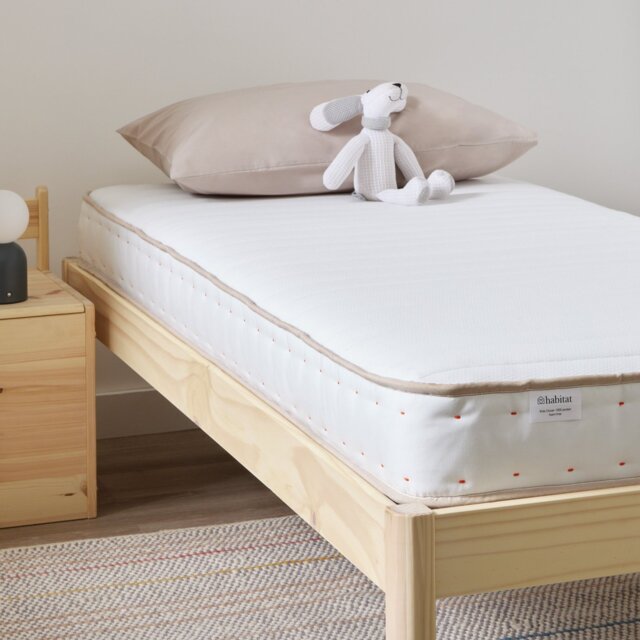 Habitat Kids Clover Deluxe Pocket Sprung Mattress - Single - image 1