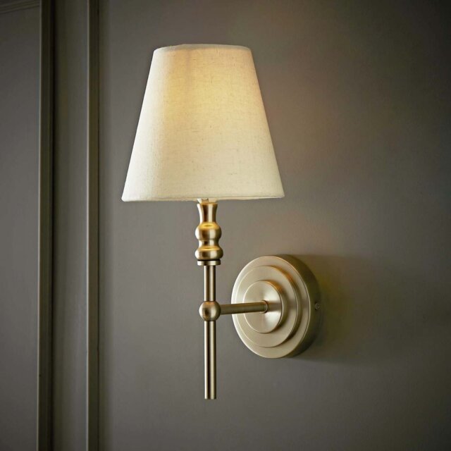 ValueLights Maggie Metal Wall Light - Chrome - image 1