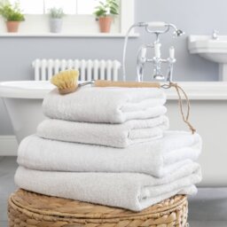Argos Home 4 Piece Towel Bale - White - thumbnail 1
