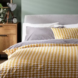 Habitat Cotton Scallop Yellow Bedding Set - Kingsize - thumbnail 1