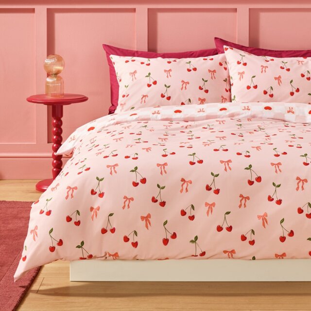 Argos Home Cherry Hearts Pink Bedding Set - Single - image 1