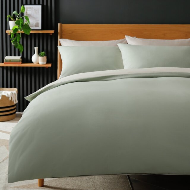 Habitat Polycotton Green Reversible Bedding Set - Single - image 1