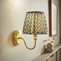 ValueLights Binky Metal LED Wall Light - Gold