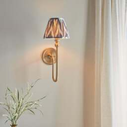 Gunnder Wall Light