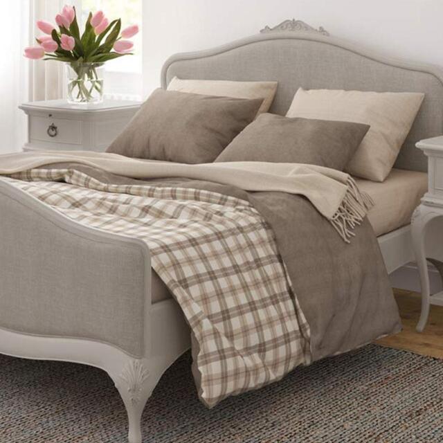 Etienne Upholstered Bed, Double (4ft 6)