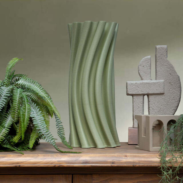 Twisted 3D Effect Printed Vase - image 1