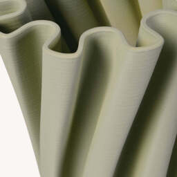 Twisted 3D Effect Printed Vase - thumbnail 4