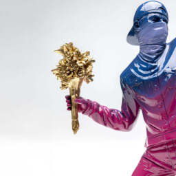 Deco Street Art Rainbow Figurine - thumbnail 2