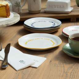 """These dishes wont wash themselves"" Yellow Tableware Plate" - thumbnail 3
