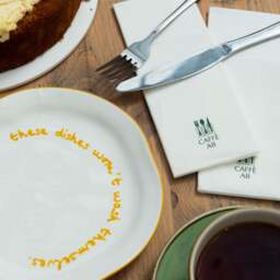 """These dishes wont wash themselves"" Yellow Tableware Plate" - thumbnail 4