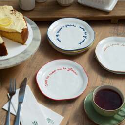 """C'est la cerise sur le gateau"" Cerise Tableware Plate" - thumbnail 1