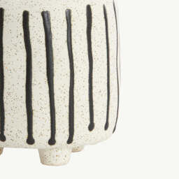 Cream & Black Handled Vase - thumbnail 3