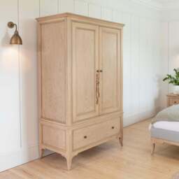 Toulon Wardrobe With Mirror - thumbnail 1