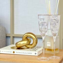 Golden Interlocking Rings Ornament - thumbnail 3