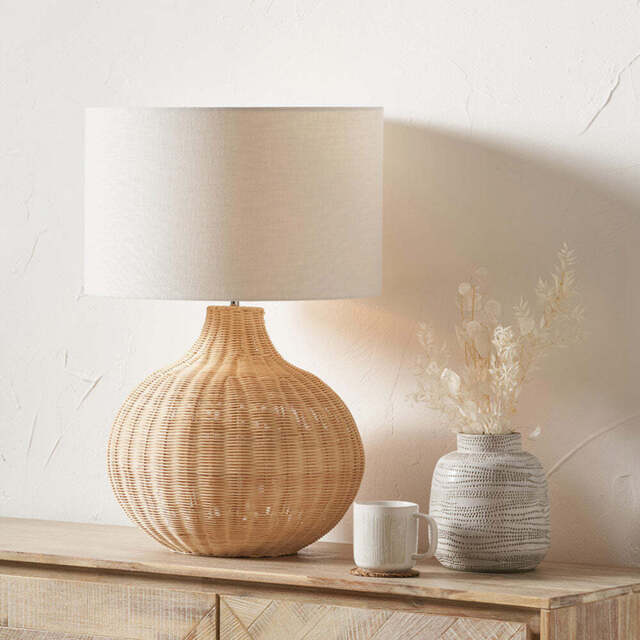 Natural Rattan Table Lamp - image 1