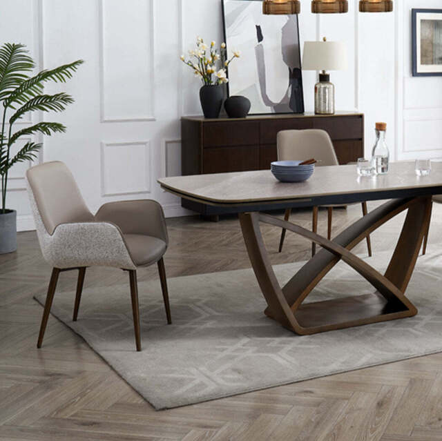 Delphin Dining Chair