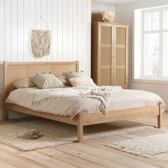 Washington Rattan Bed, Oak / Double - image 1