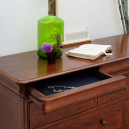Antoinette Wide 4+3 Drawer Chest - thumbnail 2