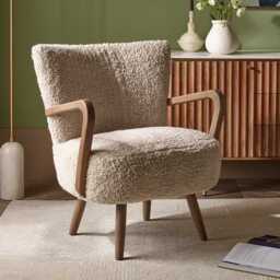 Calvin Armchair In Cotton Rug