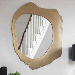 Form Mirror