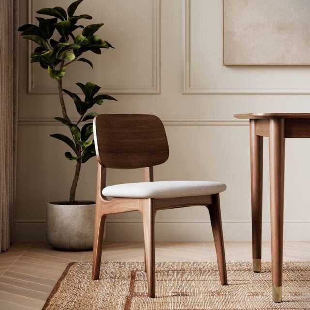 Murray Dining Chairs in Walnut (Pair)