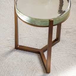 Molten Side Table In Clear - Low by Atkin And Thyme - thumbnail 2