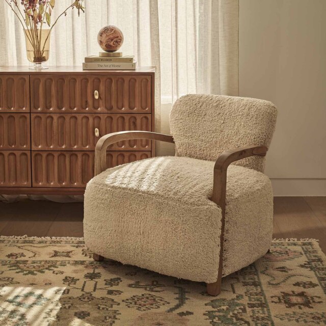 Aviator Armchair In Cotton Rug