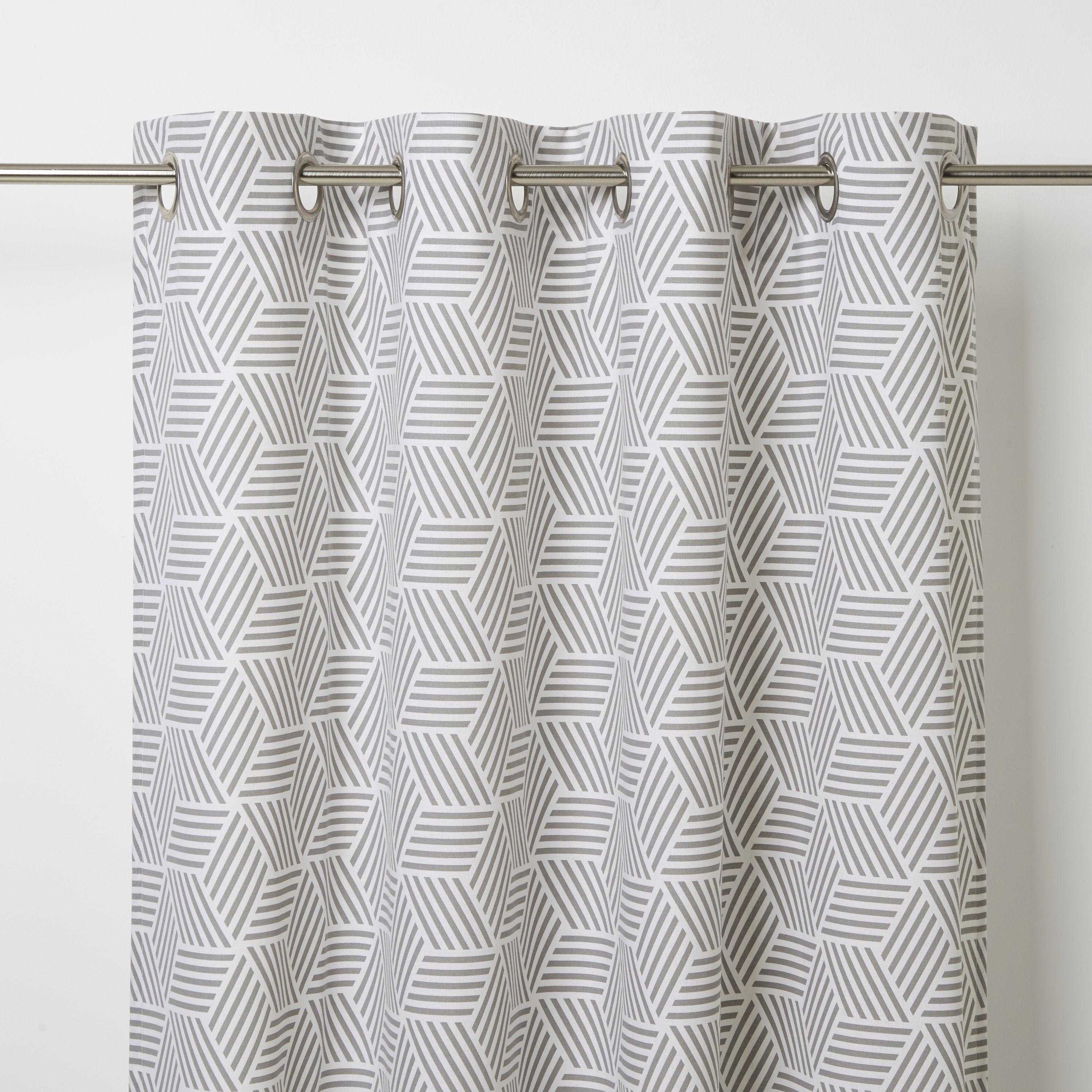 GoodHome Luena Grey & White Geometric Unlined Eyelet Curtain (W)167Cm (L)228Cm, Single