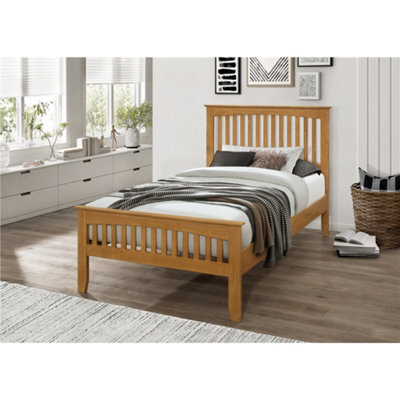 Worcester 3Ft Single Aldershot Oak Shaker Style Wood Bed Frame - (101Cm)