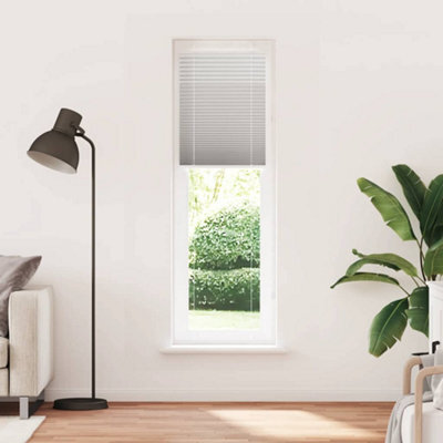 Berkfield Modern Pleated Blind Light Grey 60X200 Cm Fabric Width 59.4 Cm Polyester - image 1