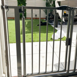 Bettacare Auto Close Pet Gate, 96.6Cm - 103.6Cm, Slate Grey, Pressure Fit Stair Gate For Dog & Puppy - thumbnail 8