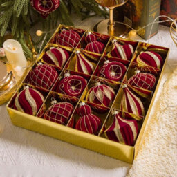 Amorly 16Pack Burgundy Velvet Christmas Baubles, 3.15 Inch Golden Glitter Hanging Ornaments For Christmas Tree, Holiday Party Decoration - thumbnail 8