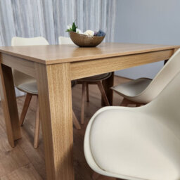Kosy Koala Dining Table And 4 Cream Tulip Chairs Kitchen Wood Oak Effect Table Kitchen Dining Set - thumbnail 6