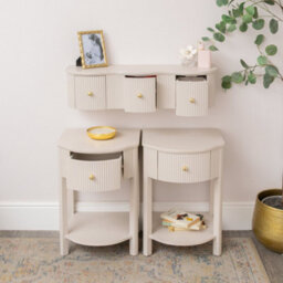 Melody Maison 3 Drawer Reeded Wall Mounted Floating Dressing Table & Pair Of Bedside Tables - Willow Taupe-Grey Range - thumbnail 2