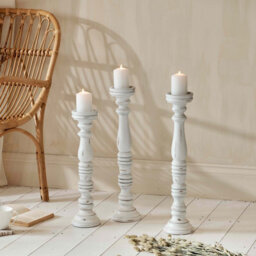 White Carved Wooden Candle Holder - thumbnail 4