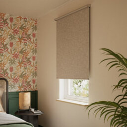 GoodHome Novan Cordless Taupe Blackout Roller Blind (W)90Cm (L)180Cm - thumbnail 1