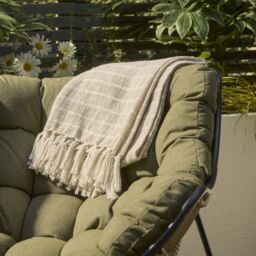 Gallery™ Natural & White Striped Woven Striped Throw (L) 170Cm X (W) 130Cm - thumbnail 5