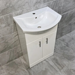 Hydros Modern Bathroom Suite 1700mm Bath Square Style Inc Taps And 550mm Vanity Unit - thumbnail 2