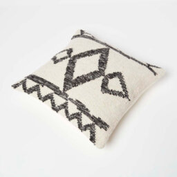 Homescapes Koba Handwoven Traditional Black & Cream Cushion 45 X 45 Cm - thumbnail 5