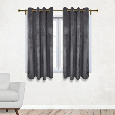Aspire Homeware Grey Blackout Velvet Curtain Thermal Insulated Eyelet Window Curtain Pair (W)117Cm X (D)137