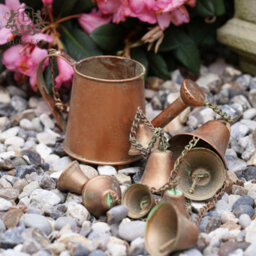 Burgess Galvanised Metal Watering Can Wind Chimes Vintage Copper Home Garden Ornament - thumbnail 4