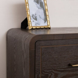Melody Maison 3 Drawer Wooden Chest Of Drawers And Pair Of 2 Drawer Bedside Tables - Kingsley Range - thumbnail 2