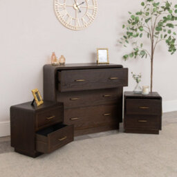 Melody Maison 3 Drawer Wooden Chest Of Drawers And Pair Of 2 Drawer Bedside Tables - Kingsley Range - thumbnail 5