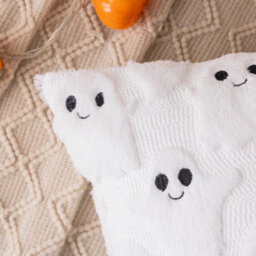 Amorly 2Pack Halloween White Smiling Ghost Throw Pillow Covers, 18Inch Holiday Cushion Covers, Spooky Home Decor For Sofa, Couch - thumbnail 2