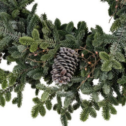 Hill Interiors Woodland Pine Wreath With Pinecones - Plastic - L15 X W80 X H80 Cm - Green - thumbnail 2