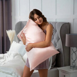 Xample Cocoonzzz Mulberry Silk Pillowcase & Eyemask Set 16 Momme, Anti-Frizz, Skin-Friendly, Gift Boxed, Pink - thumbnail 2