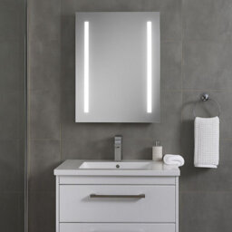 Plum&clay Sarena Battery Powered Rectangular Led Bathroom Mirror (W)50Cm (H)70Cm - thumbnail 4