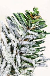 Christmas Tree World 270Cm (9Ft/270Cm) Flocked Arbor Vitae Garland - thumbnail 9